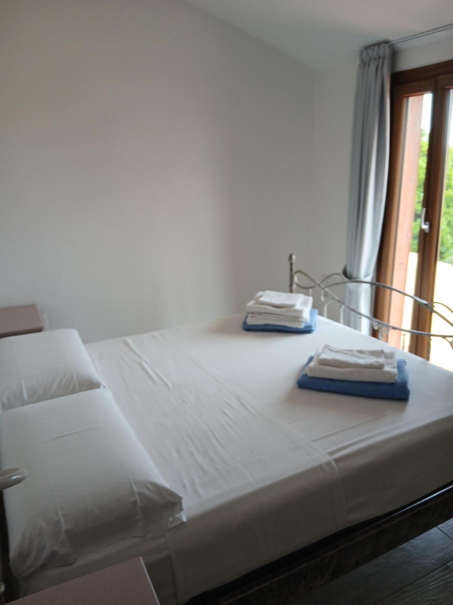 Ottiolu House Villa 50M From Beach Porto Ottiolu Extérieur photo