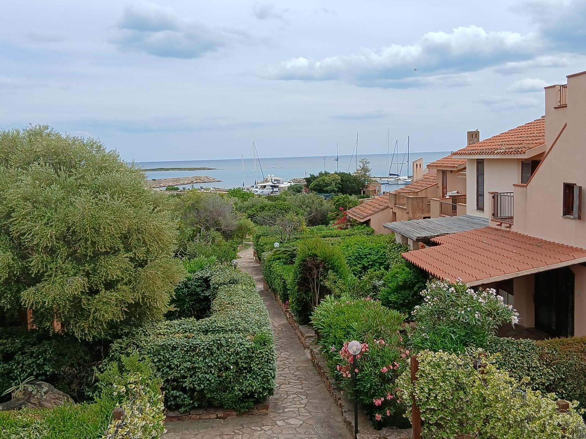 Ottiolu House Villa 50M From Beach Porto Ottiolu Extérieur photo